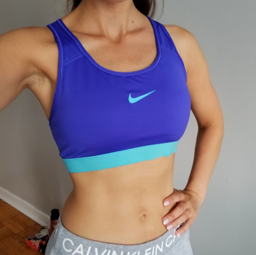 Sports bra Nike M